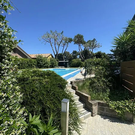 Con Piscina Vicina Al Mare Rosolina