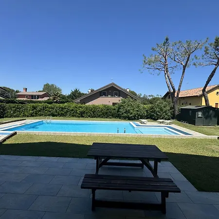 Con Piscina Vicina Al Mare Rosolina